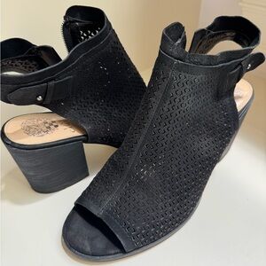 Vince Camuto Lidie Black Peep-Toe Ankle Boots, size 9M. Black Tumbled Buff Goat.